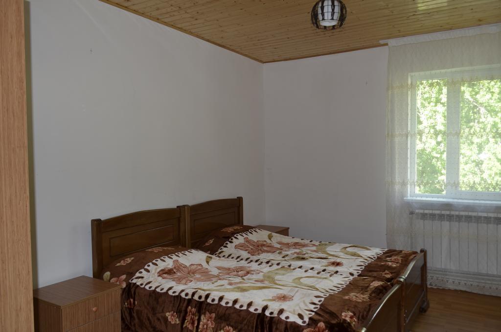 Guest House Gogia Zhabeshi Exteriör bild